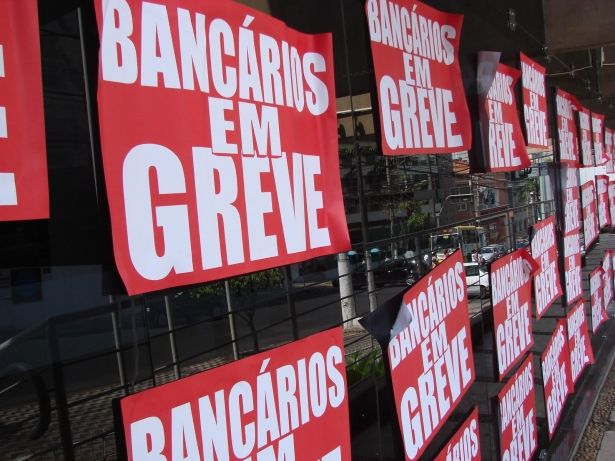 Bancários fazem greve nacional a partir desta terça-feira