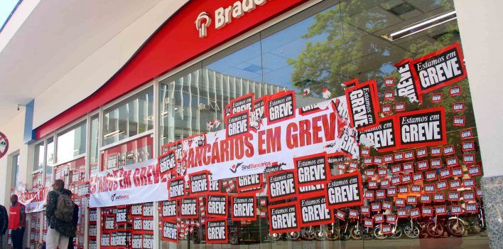 Greve dos bancários fecha mais de 13 mil agências em todo o Brasil em seu 14º dia