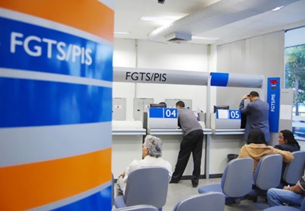 Saques de contas inativas do FGTS devem começar em março