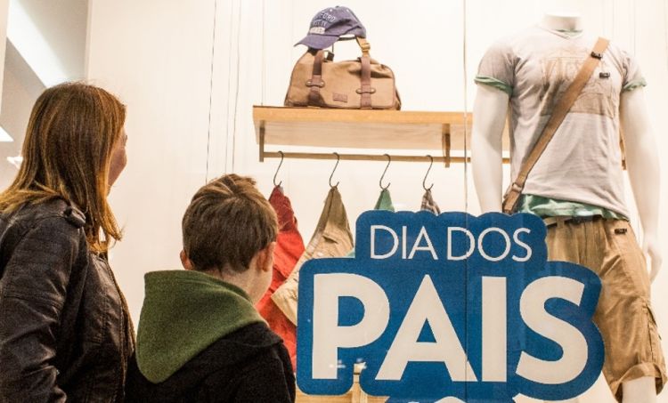 Consumidor deve gastar em média R$ 125 com presente do Dia dos Pais