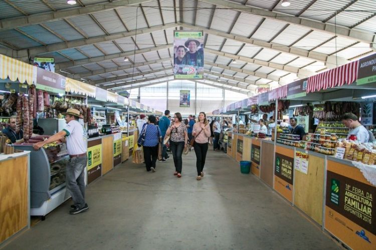 Agricultura familiar apresenta diversidade de produtos na 40ª Expointer