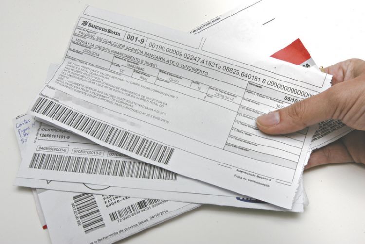 Boletos vencidos de menos de R$ 2 mil só poderão ser pagos em qualquer banco no ano que vem