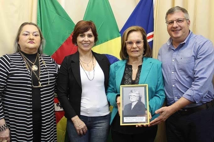 Feira do Livro em Montenegro volta a ser realizada na praça central