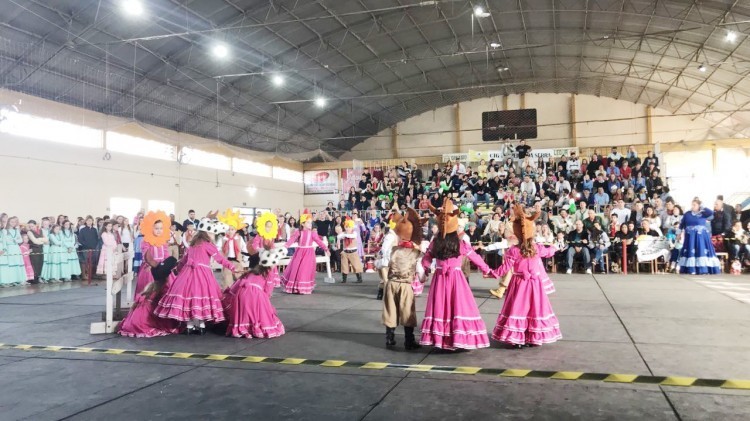 Rodeio Artístico Regional classificou para o Inter-Regional do Enart