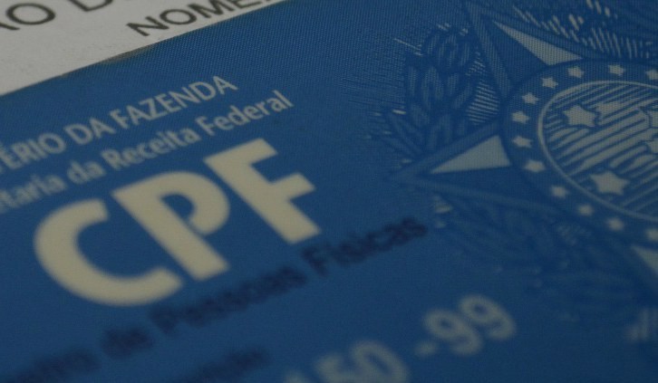 Confira os casos em que a legislação permite mudar o nome de nascimento